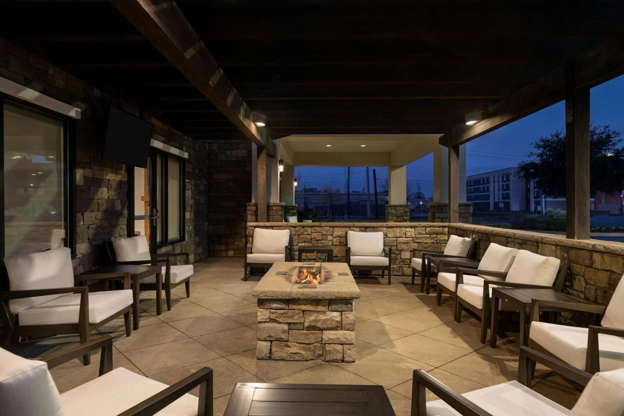 Towneplace Suites By Marriott Alexandria Exterior photo